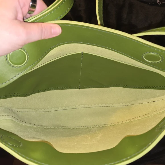 Portland Leather Large Koala in Green Apple - Picture 6 of 6